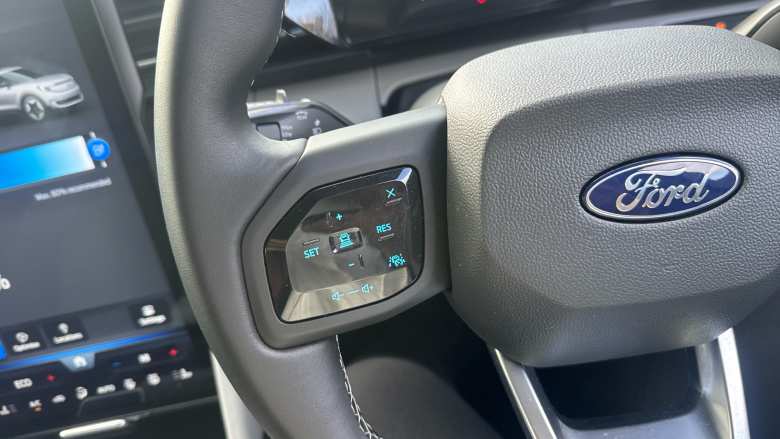 Ford Explorer 210kW Select 77kWh 5dr Auto Electric Estate